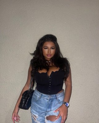 sofia.deroian Photo #17