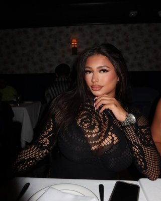 sofia.deroian Photo #37
