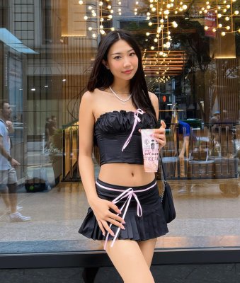 Martha Chen Photo #13