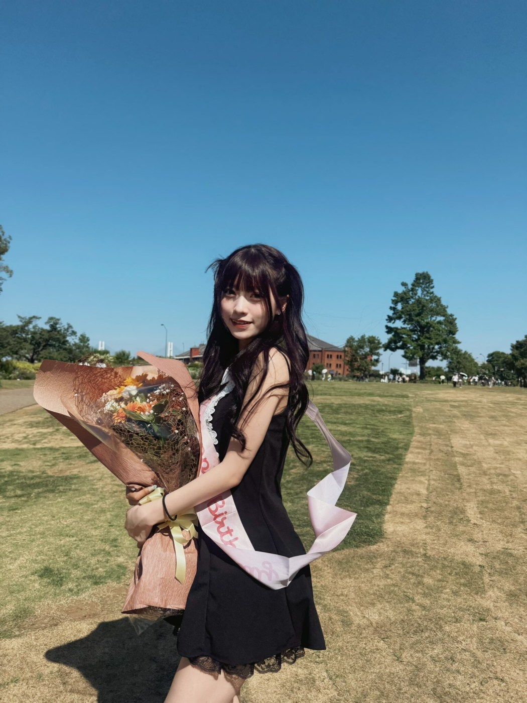 Suzu Sannomiya Photo #2