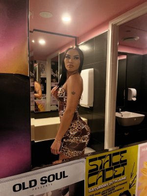 Bbygrl.iz Post #2