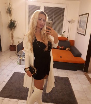 Andrea Paliatková Reina Photo #15