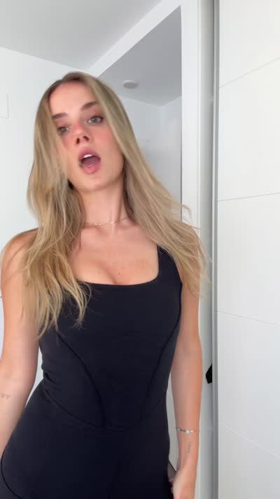 Lia Sikora Video #150