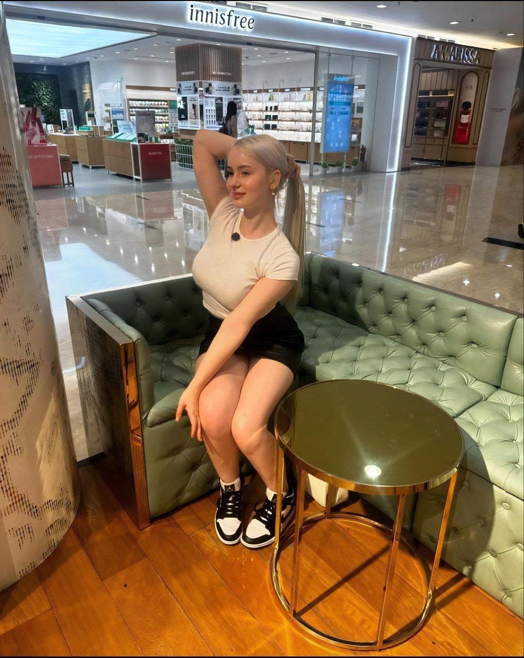 Bulebarbie_official Photo #2