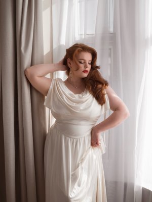 Missdeadlyred Photo #56