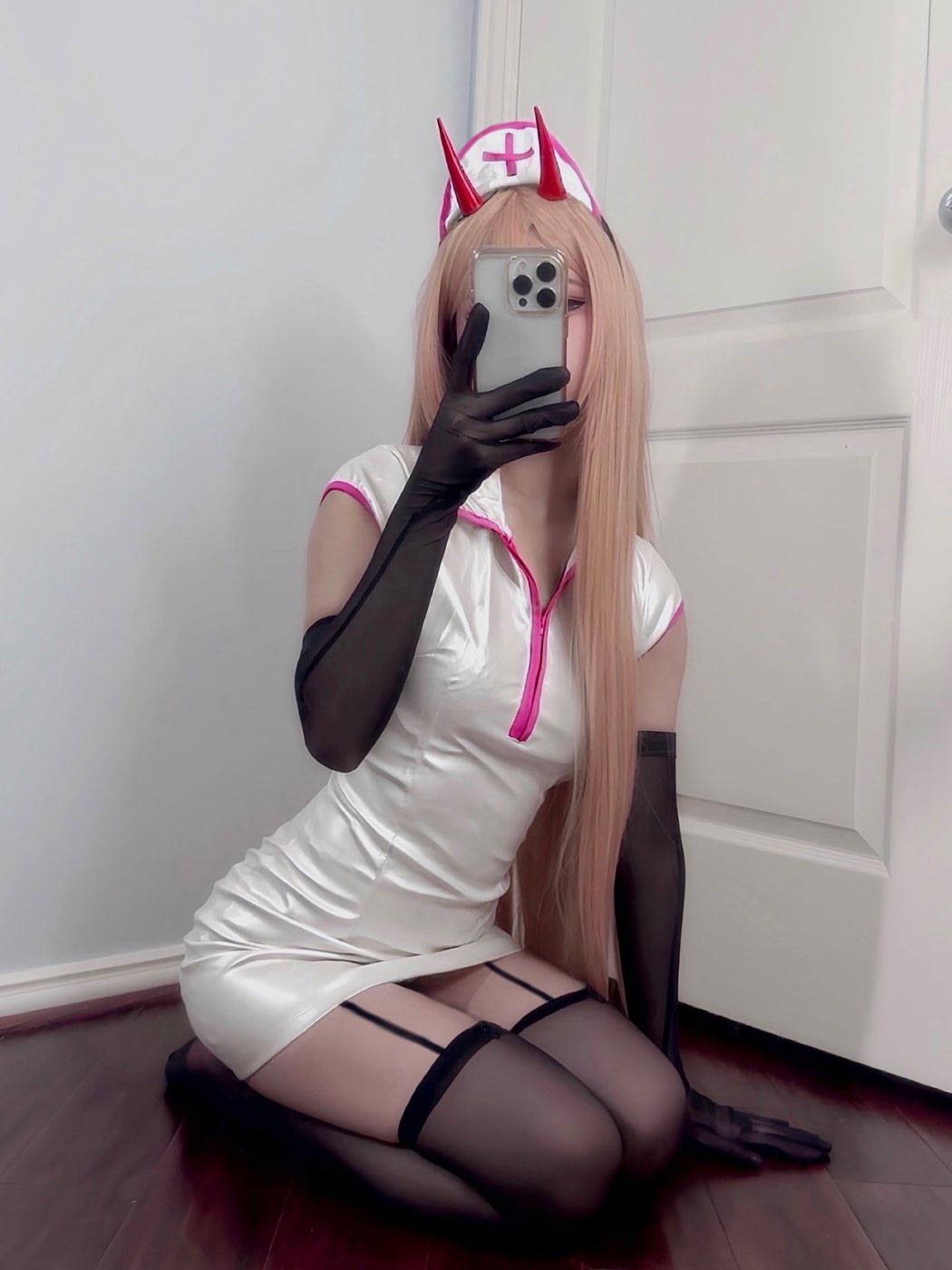 y3miku Photo #7