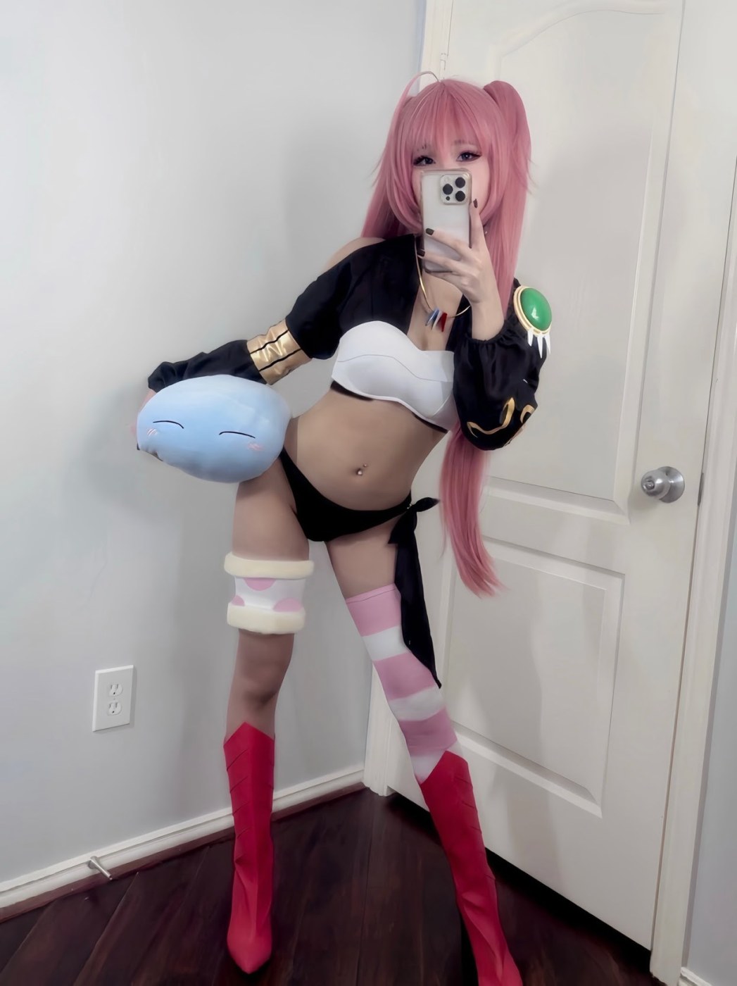 y3miku Photo #13