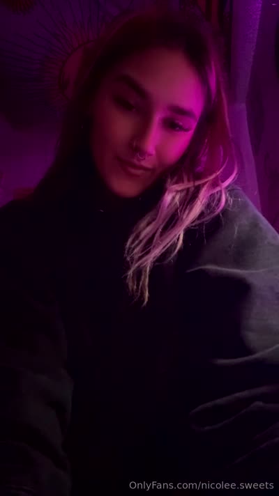 nicolee.sweets Video #54