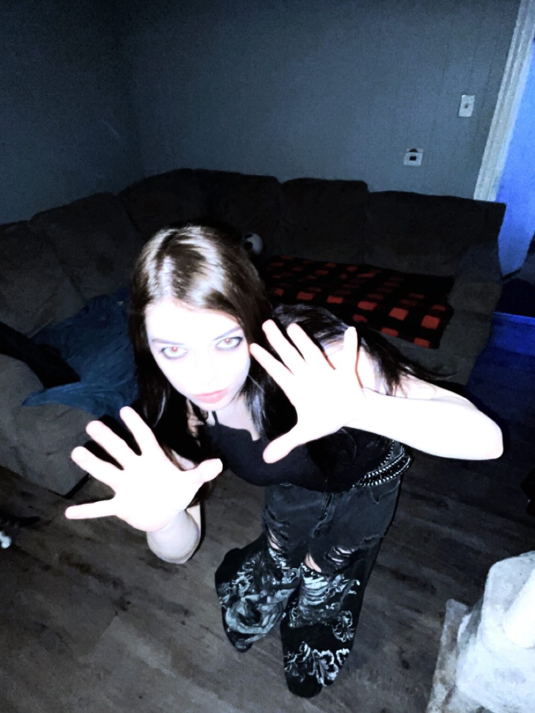 zomb1e_tramp Photo #13