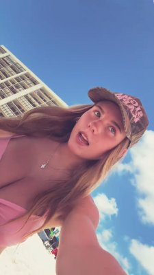 Ariana White Photo #52