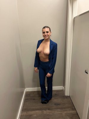Alibites Photo #8