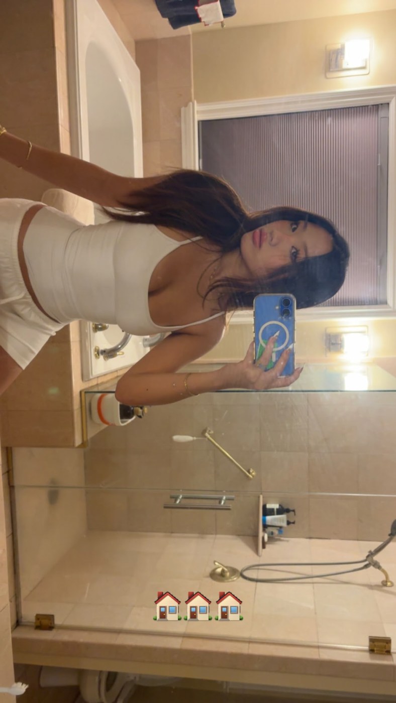 Chloewaang Photo #35