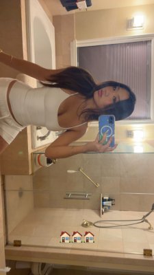 Chloewaang Photo #35