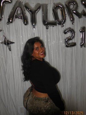 Allison Nicole Photo #13
