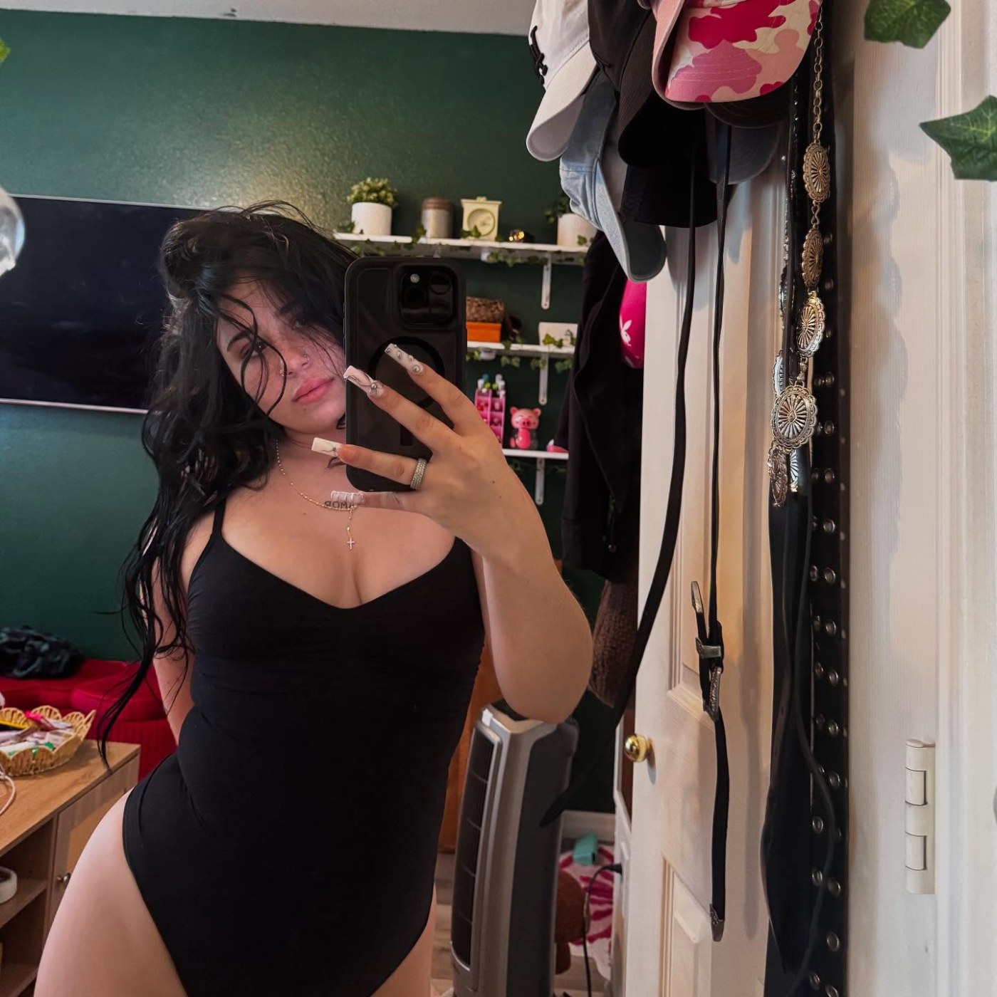 Brookekemeni Photo #4
