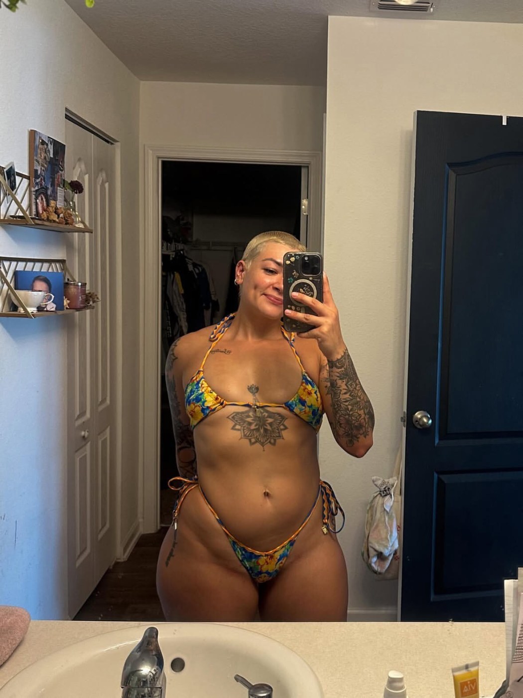 Hopemfnoe Photo #74