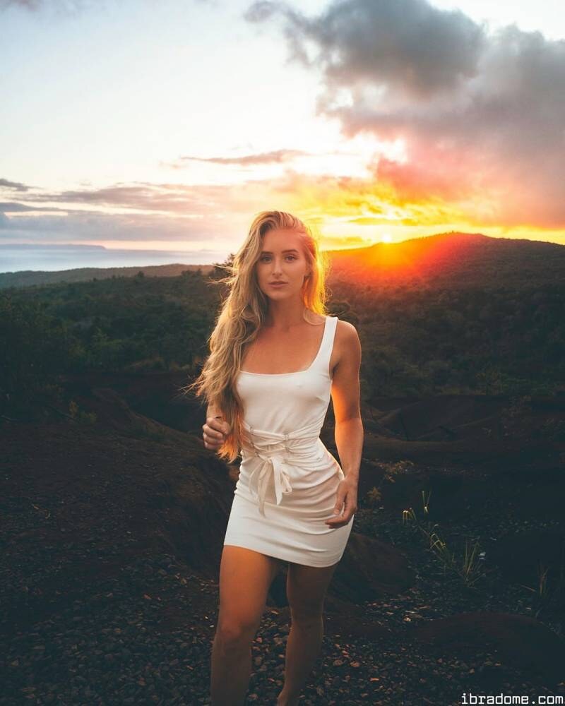 Caroline Zalog Photo #409