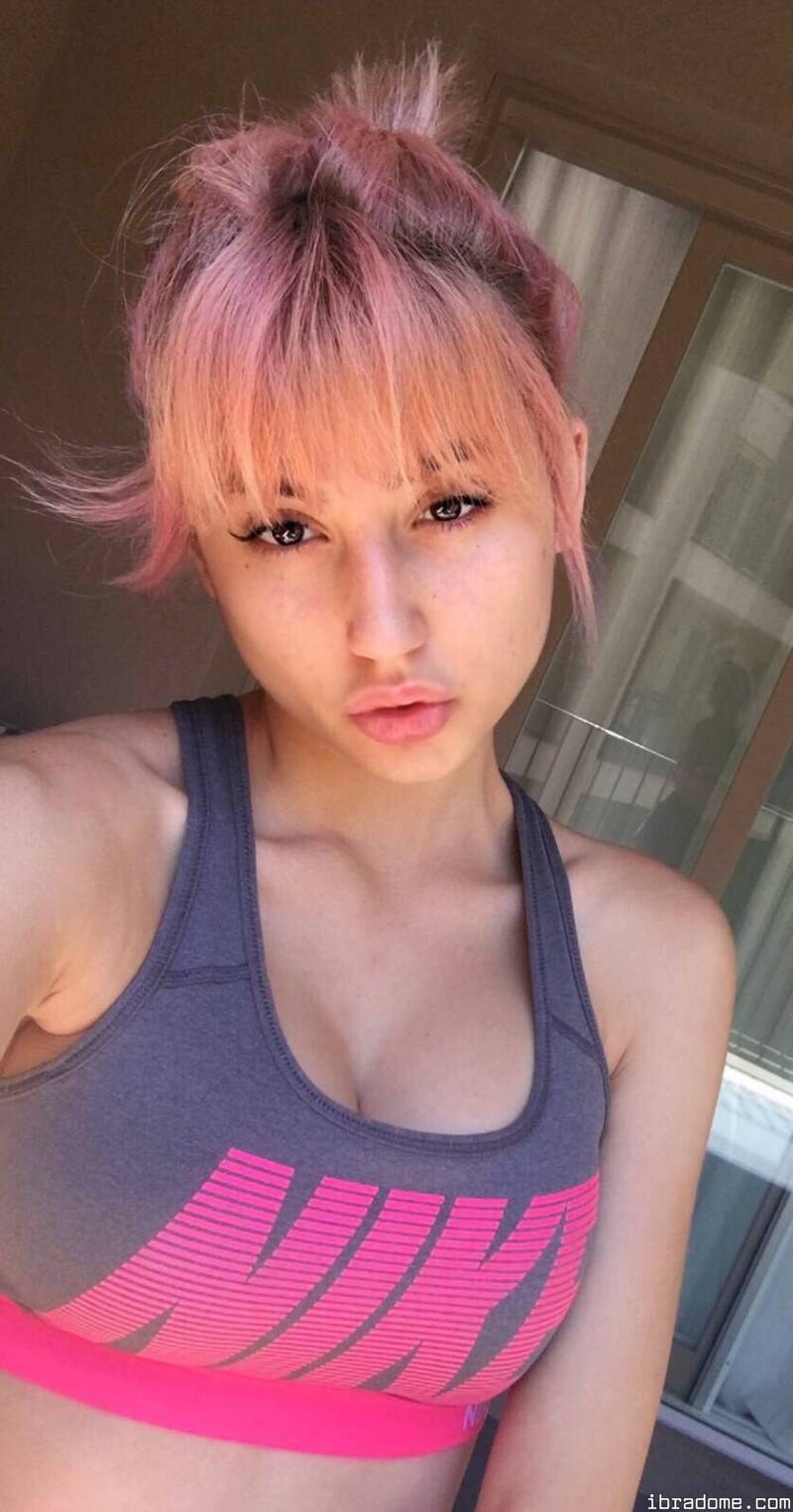 gretamenchi Photo #2