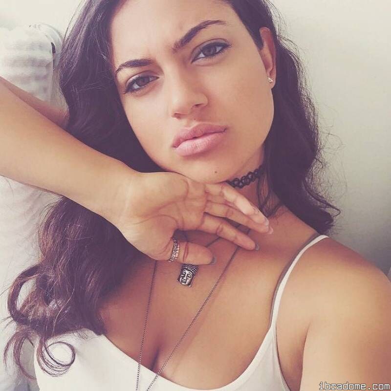 Inanna Sarkis Photo #46