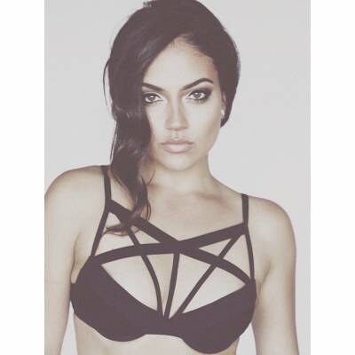 Inanna Sarkis Photo #42