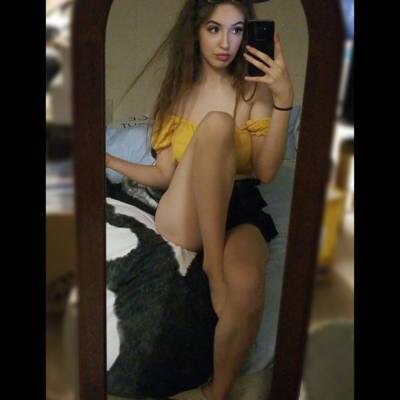 Coral Larsen Photo #24