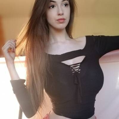 Coral Larsen Photo #68