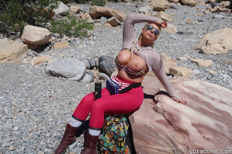 Tara Babcock Photo #144