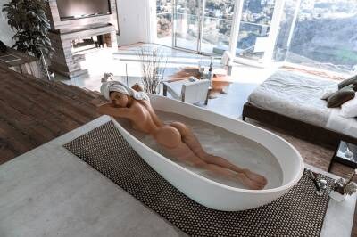 Natalie Roush Photo #174