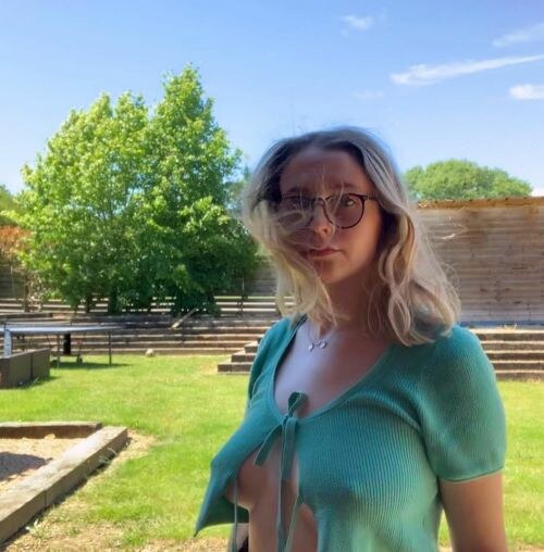 Millie Harris Photo #13