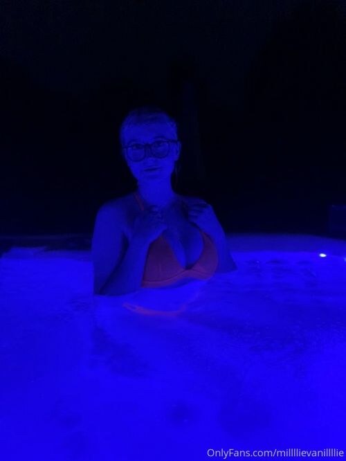 Millie Harris Photo #23