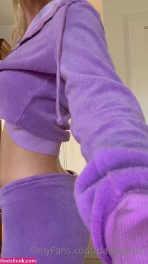 Daisy Keech Post #43