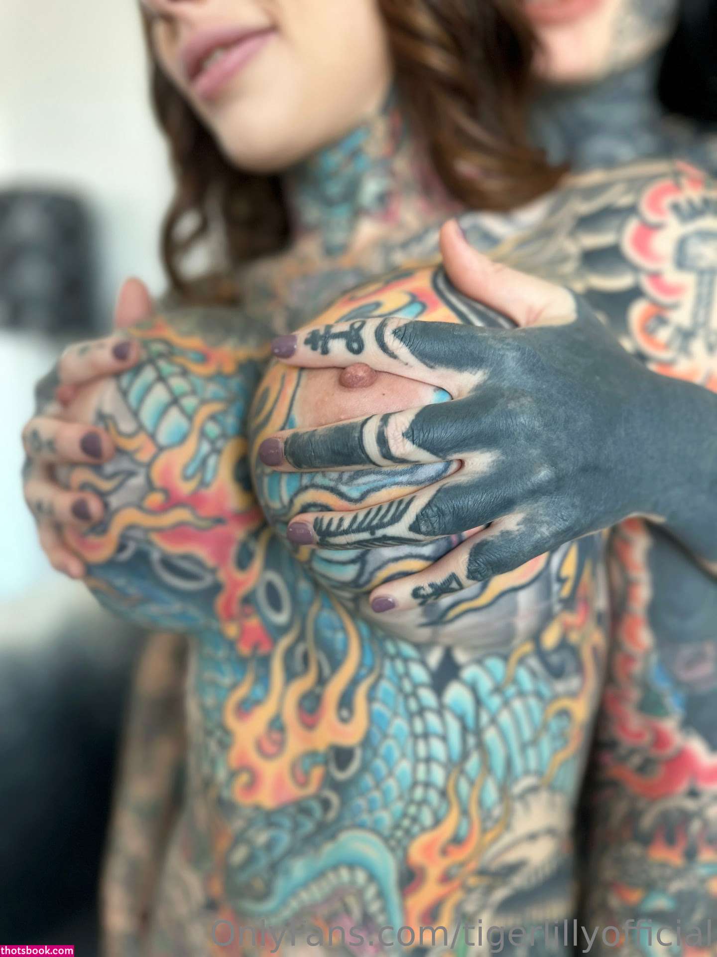 Tigerlilly Photo #21