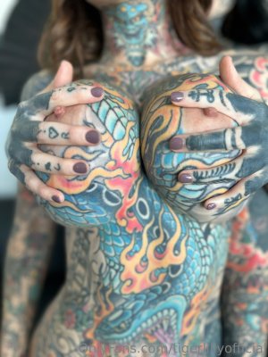 Tigerlilly Photo #24