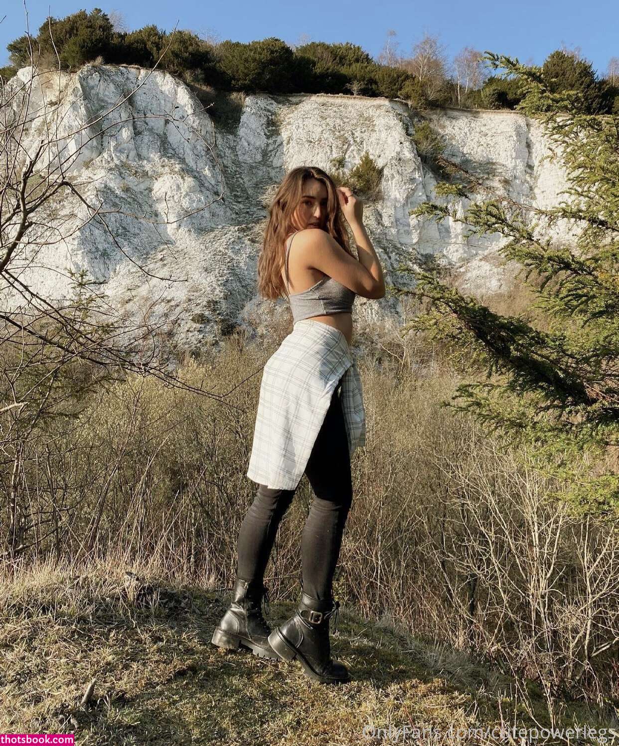 Cutepowerlegs Photo #6