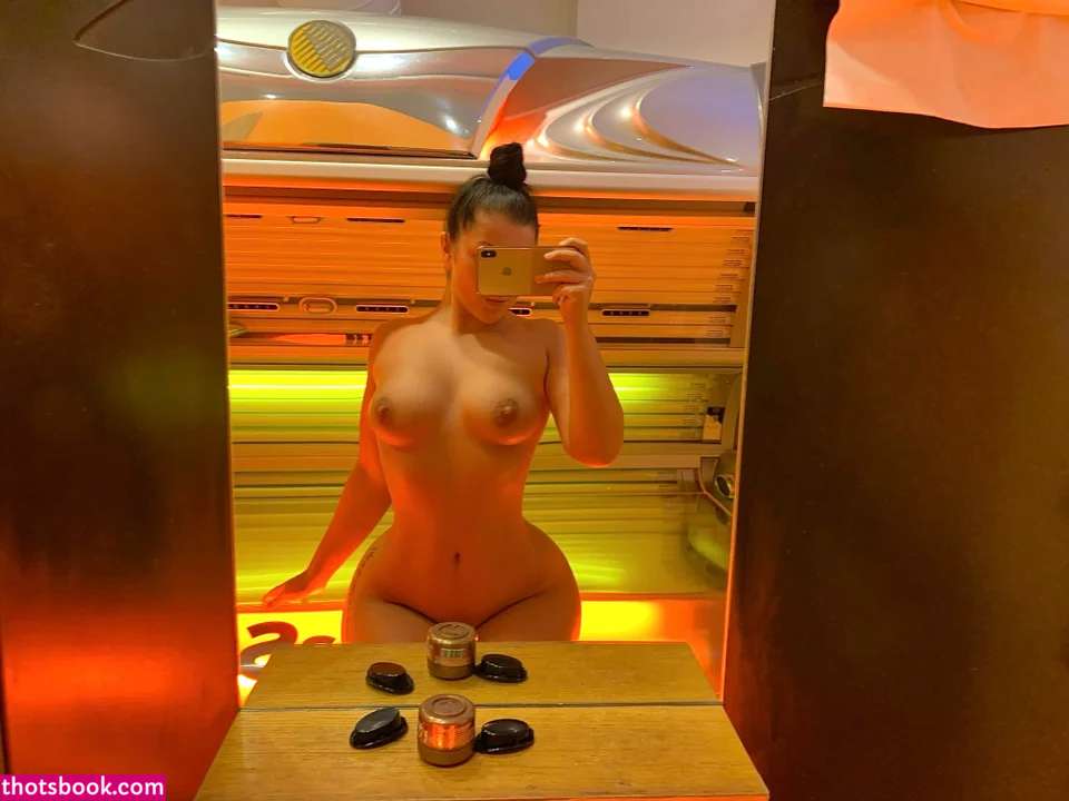 Elliesaplepie Photo #35