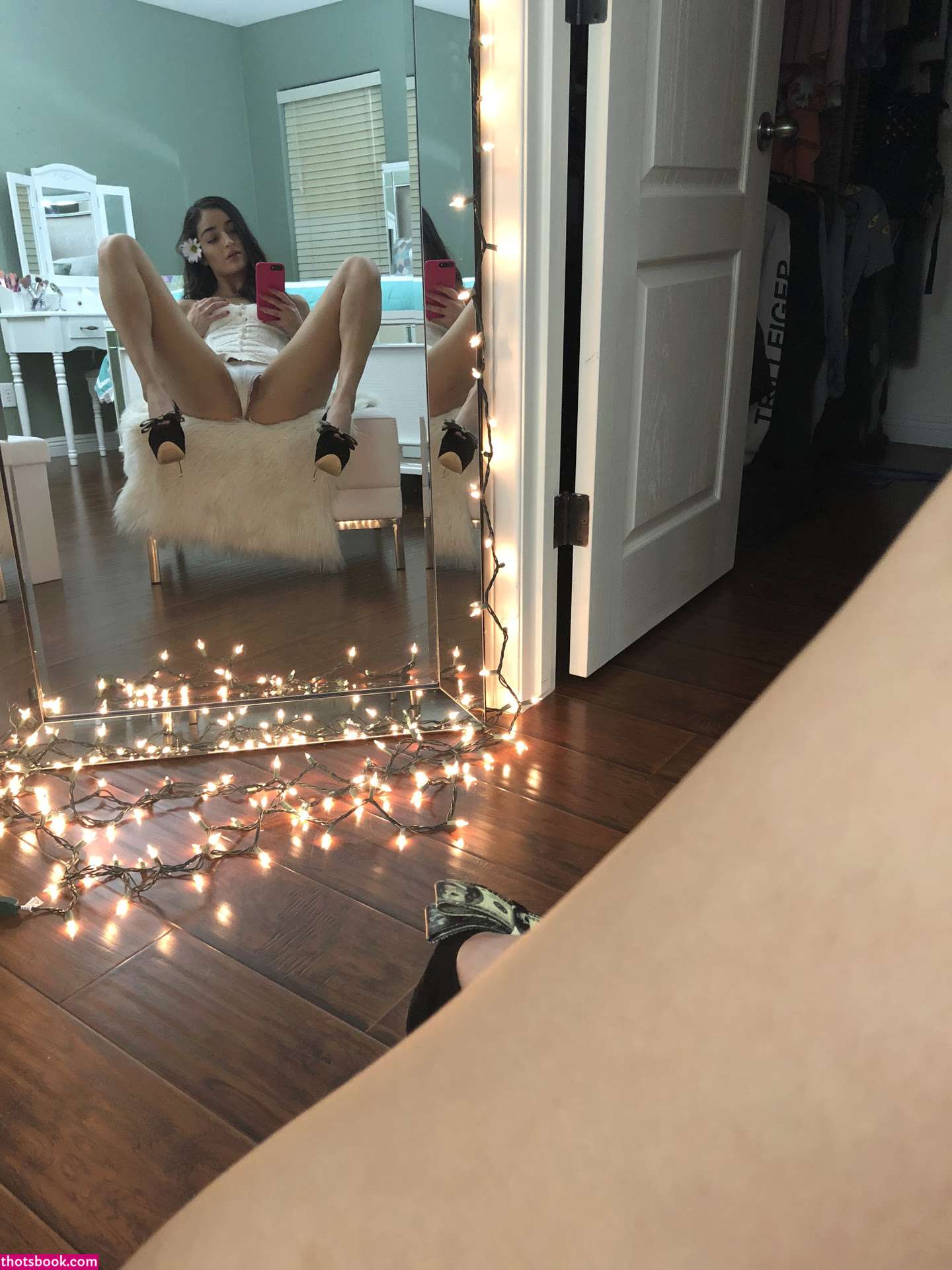 Emily Willis Photo #121