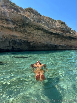 Mikaela Testa Photo #260