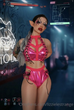 Lizzielestrange Photo #7