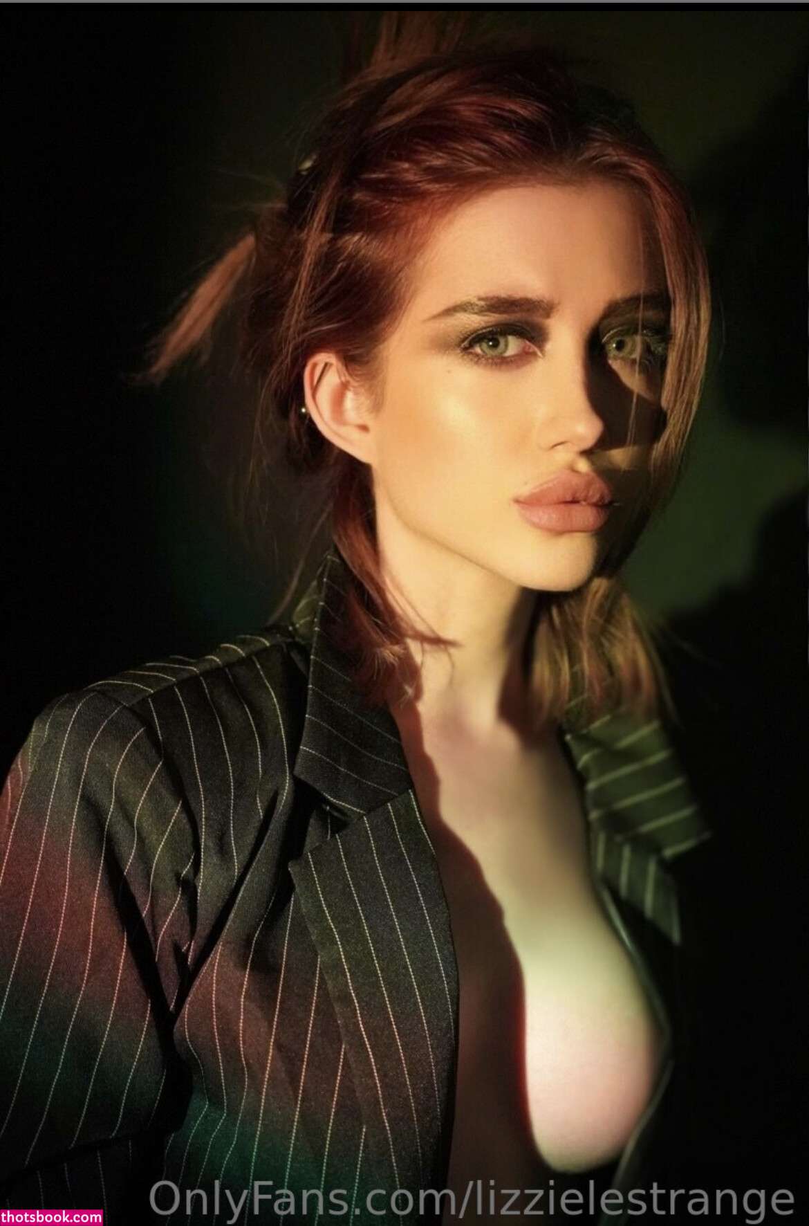 Lizzielestrange Photo #34