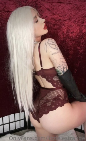 Lizzielestrange Photo #36
