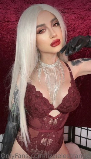 Lizzielestrange Photo #44