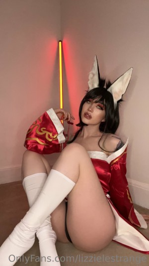 Lizzielestrange Photo #140