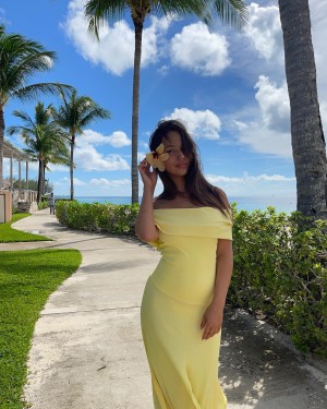 Fiona Barron Photo #77