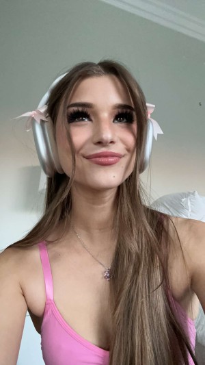 Brooke Monk Photo #88