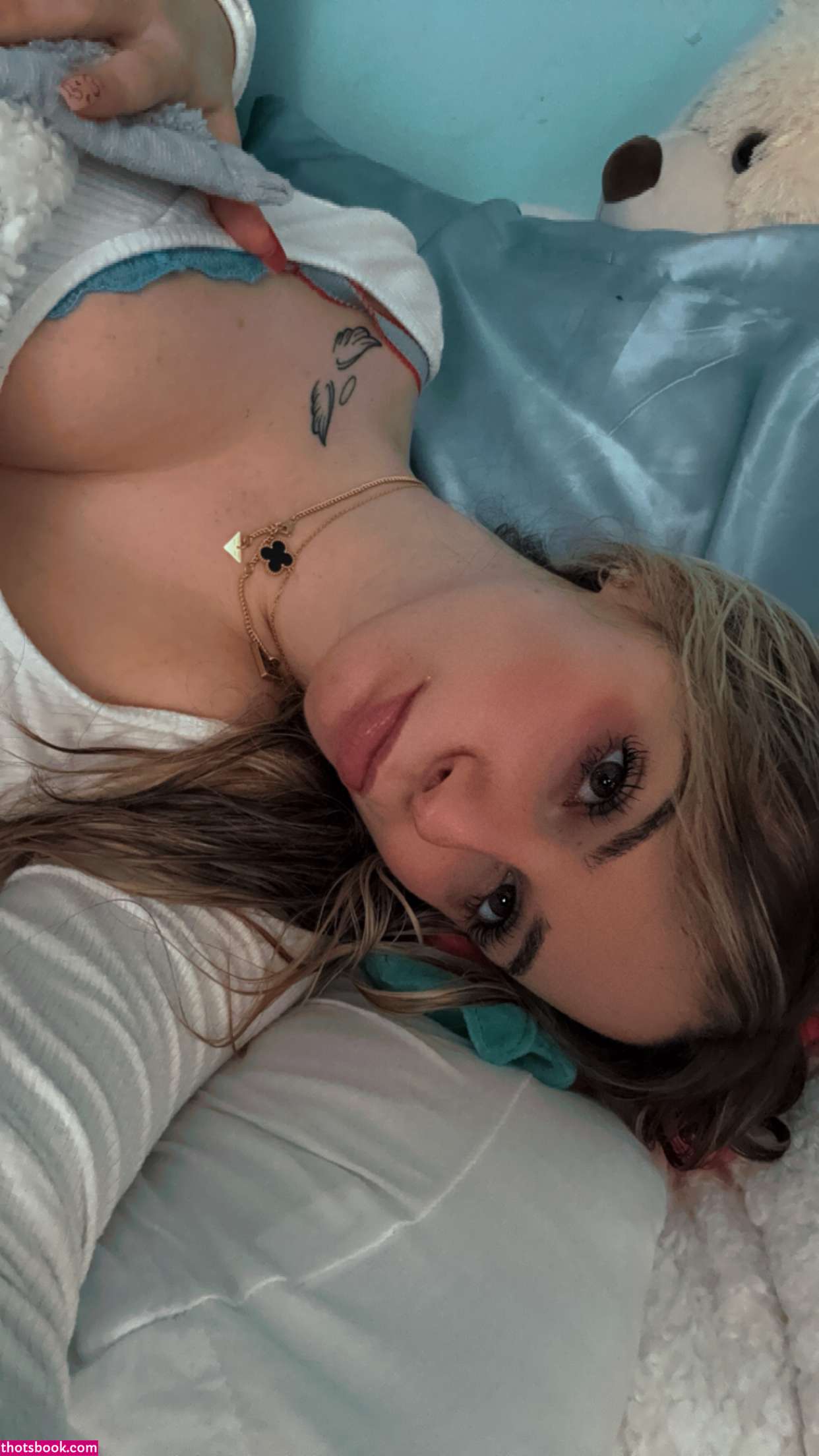 Kaitlyn Krems Photo #32