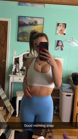 Kaitlyn Krems Photo #30