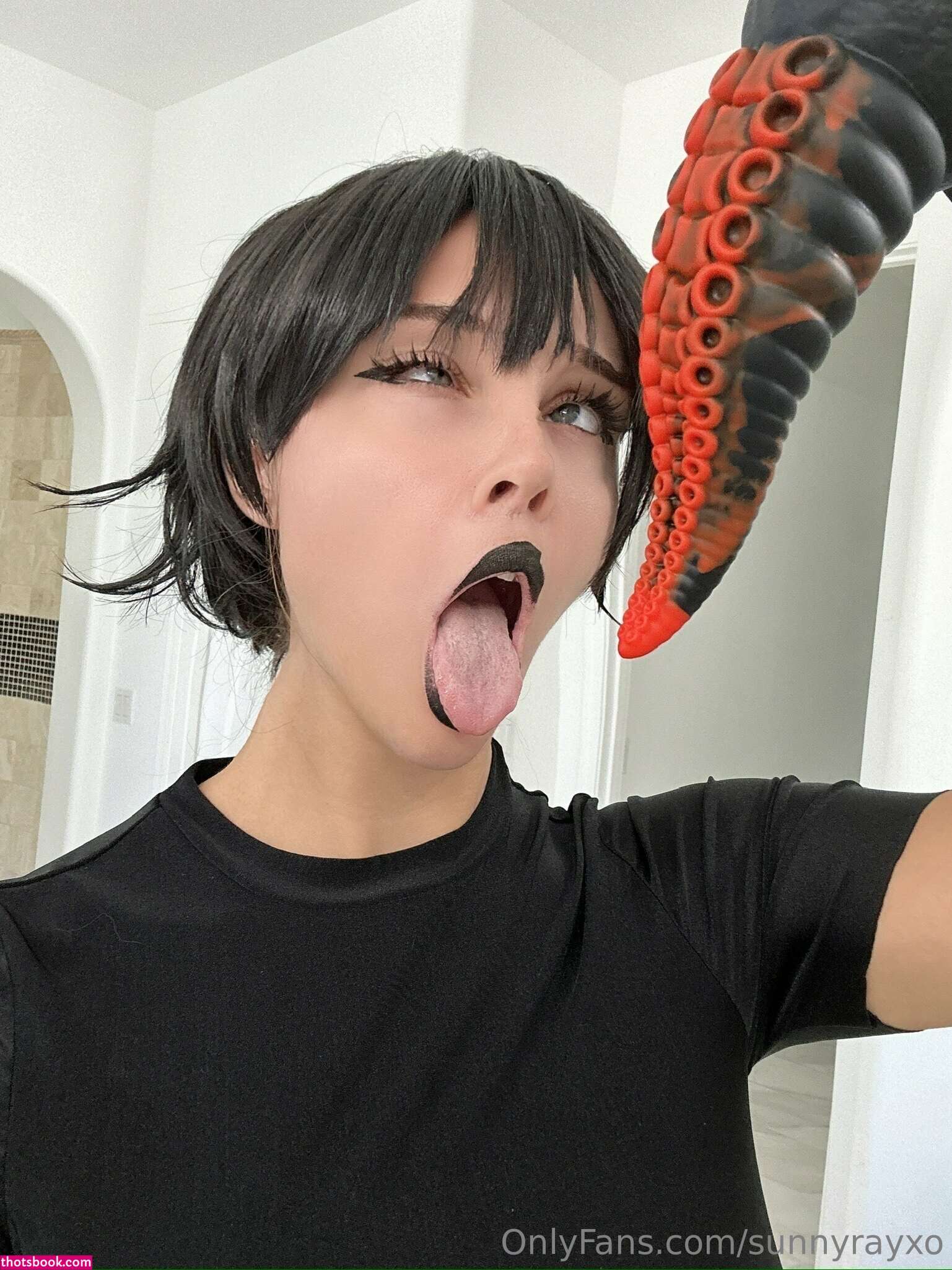 Sunnyrayxo Photo #214
