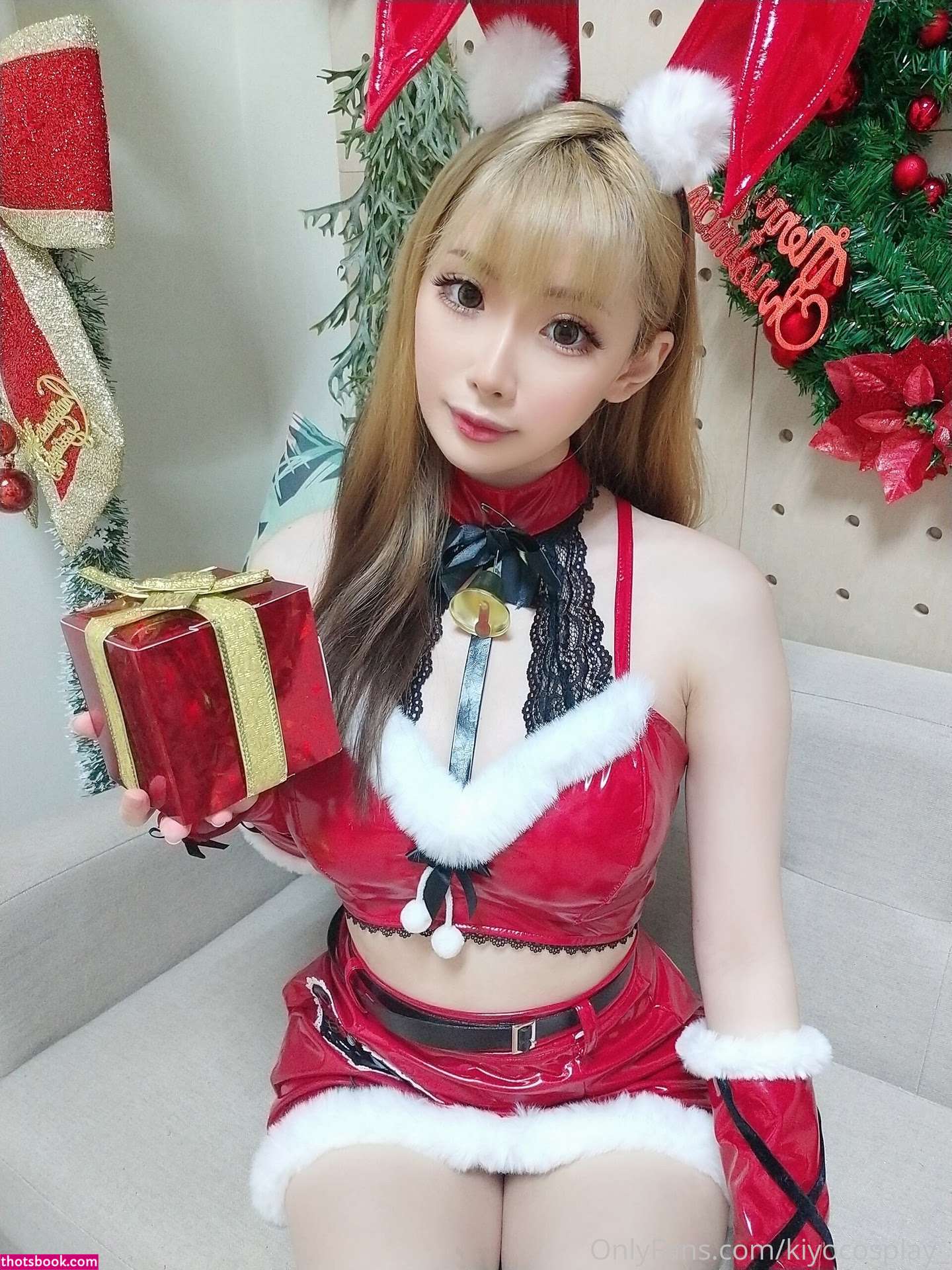 Kiyo Cosplay Photo #16