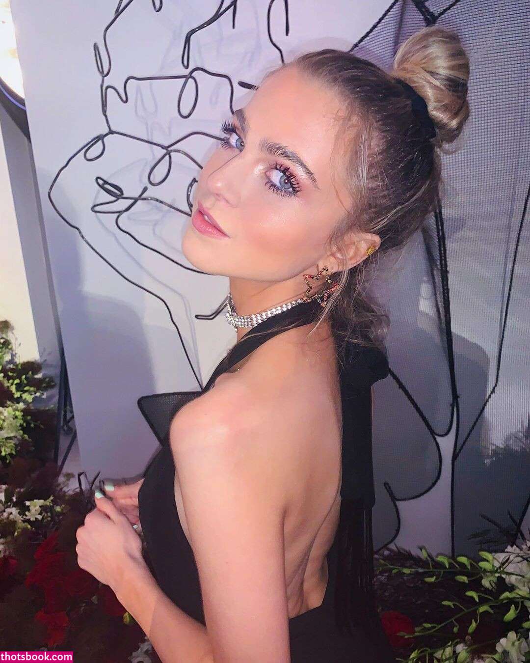 Anne Winters Photo #45