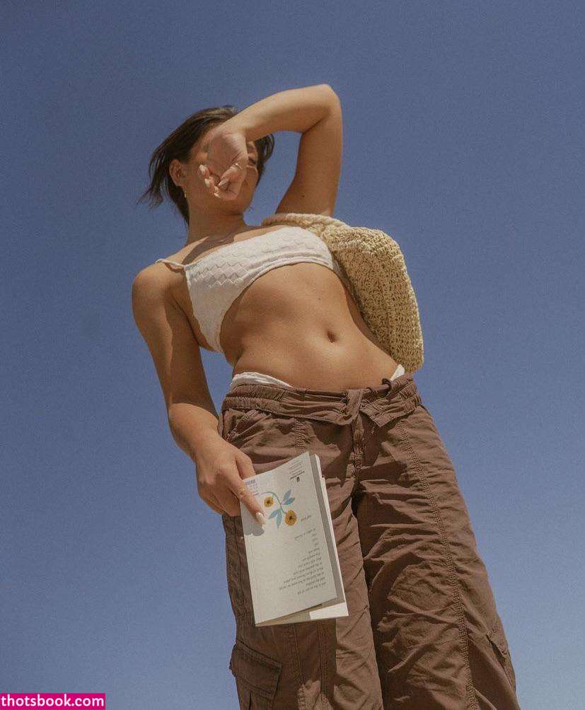 Tabitha Swatosh Photo #21